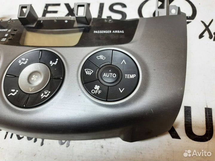 Блок управления климат-контролем Toyota Rav4 А30