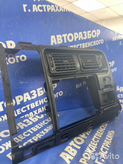 Декоративная накладка. Renault Premium грузовой