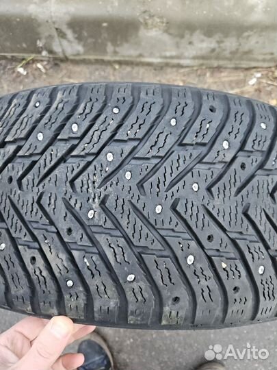 Nokian Tyres Hakkapeliitta 8 215/50 R17 95T