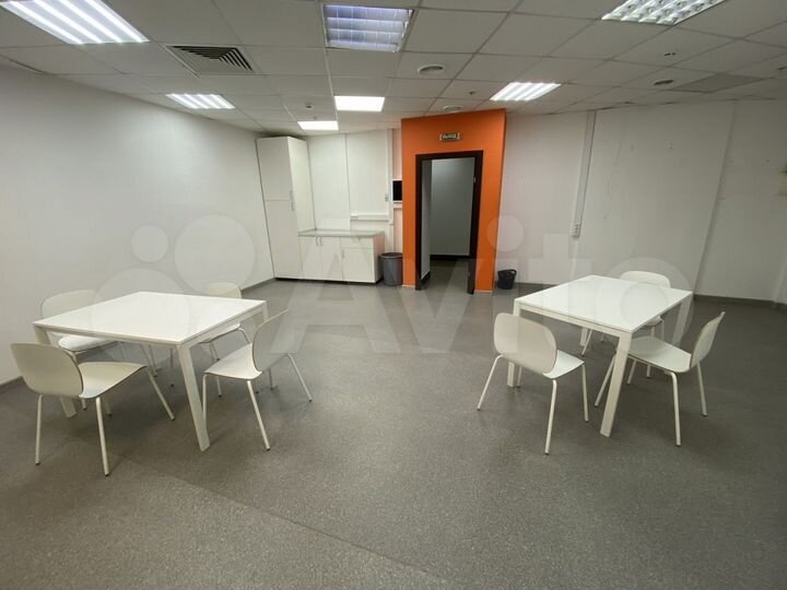 Офисное помещение 527.00 кв.м 11 этаж