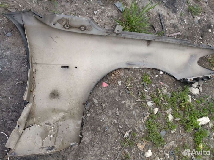 Крыло левое переднее Бмв е65
