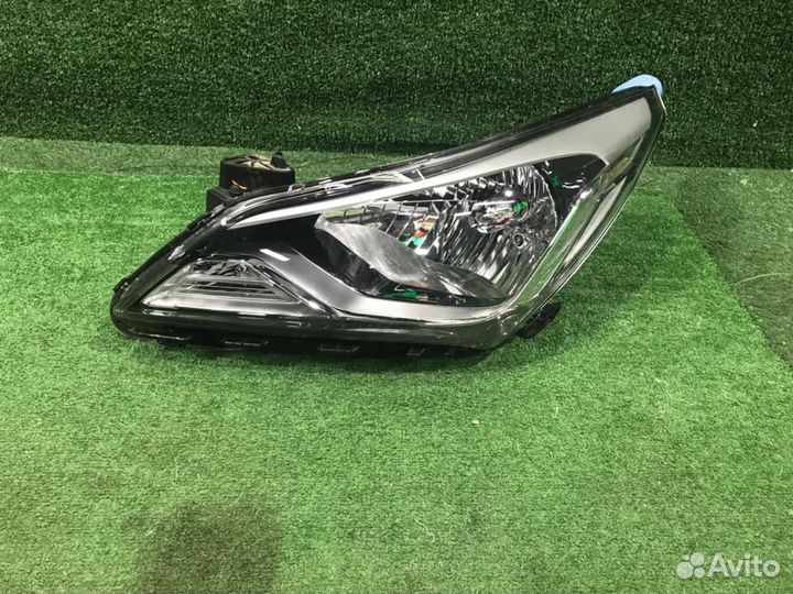 Фара левая Hyundai Solaris