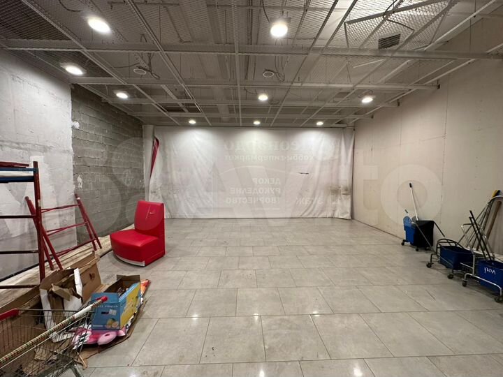 Торговая площадь, 220 м²