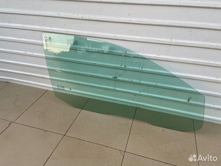 Стекло двери переднее правое купе Ford Focus 2