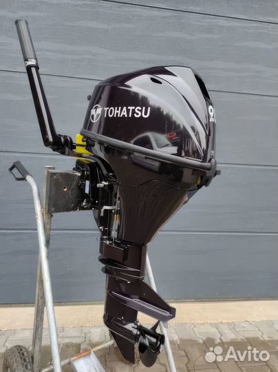 Лодочный мотор Tohatsu MFS 9.8 витринный Рассрочка