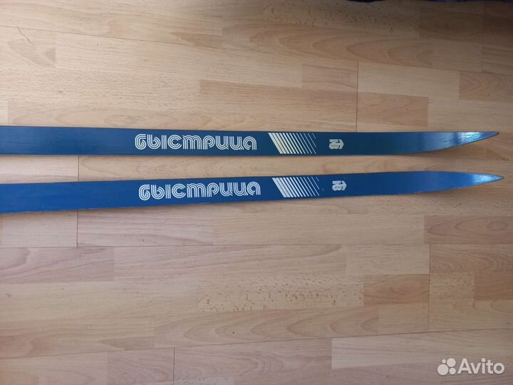 Беговые лыжи