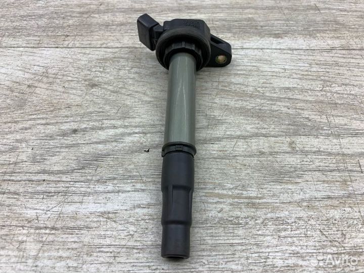 Катушка зажигания Toyota Avensis универсал 2ZR-FAE