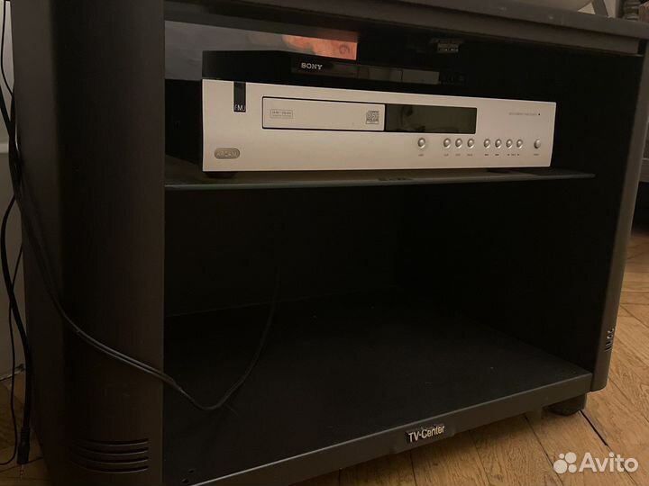 Тумба на колесиках