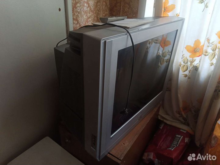 Телевизор samsung 72