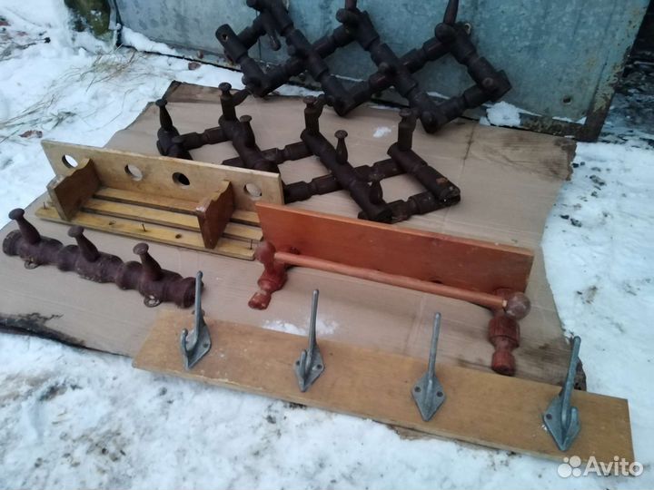 Вешалка старинная