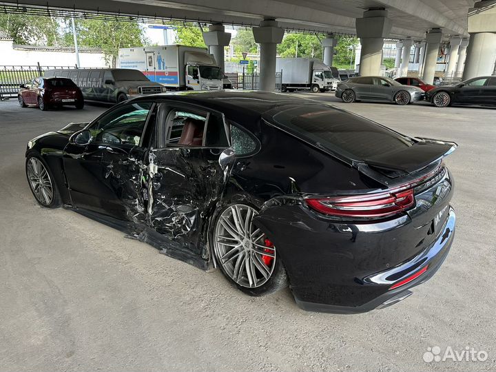 Porsche Panamera 4 3.0 AMT, 2018, битый, 83 000 км