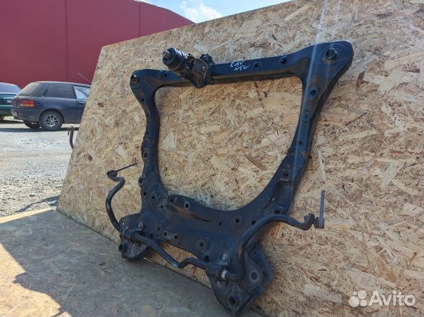 Передний подрамник Тойота Рав 4 50