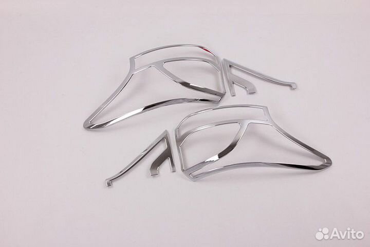 Mitsubishi Outlander 3 (12-22) накладки на фонари