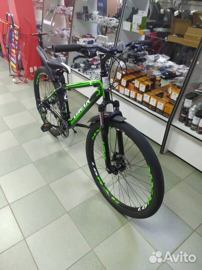 Lorak MAX 200 (Чёрный/зеленый матовый, рама 15)