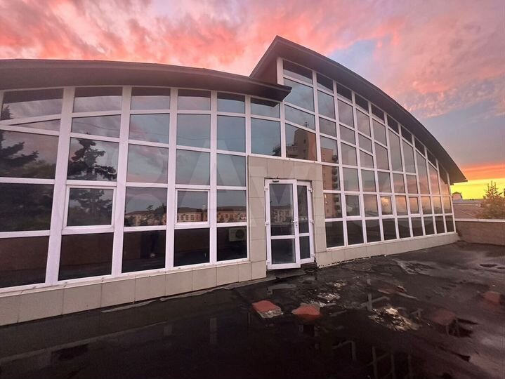 Продам помещение свободного назначения, 871 м²