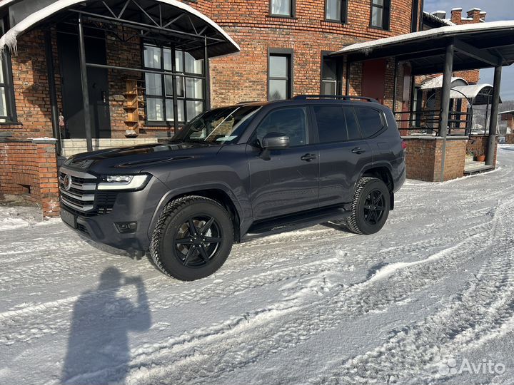 Toyota Land Cruiser 3.5 AT, 2022, 3 км
