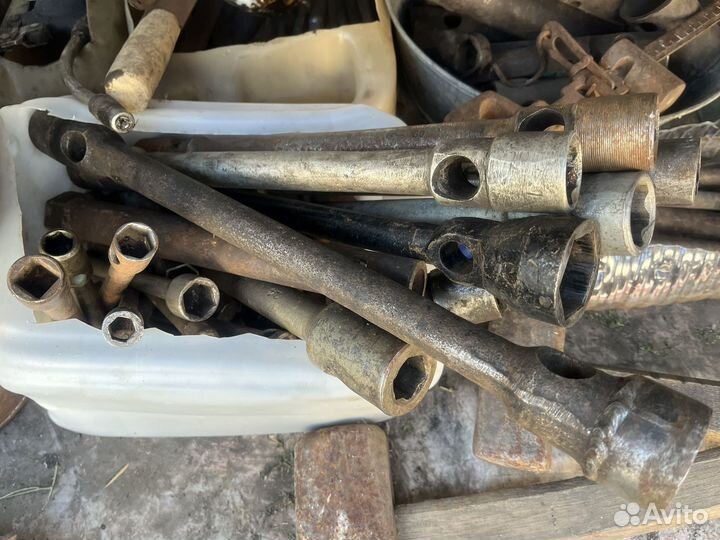 Ключи рожковые накидные