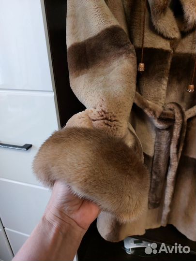 Шуба из бобрика