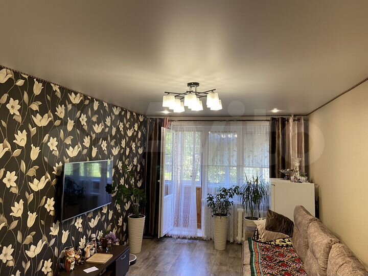 3-к. квартира, 60,8 м², 2/5 эт.