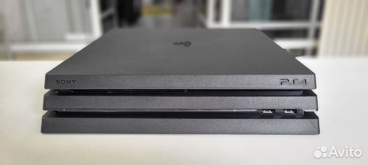 PlayStation 4 Pro+2 геймпада/гарантия/рассрочка
