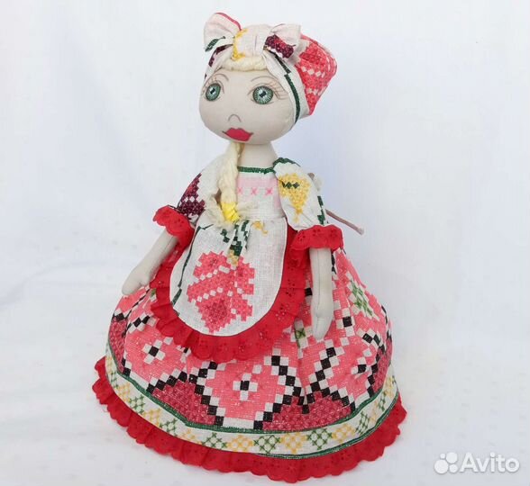 Кукла грелка на чайник ручной работы