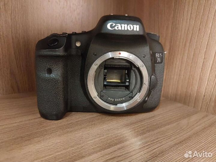 Фотоаппарат canon 7d