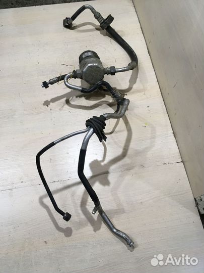 Трубка кондиционера пассат B5 1.6 бензин