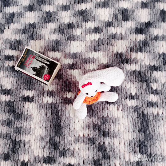 Вязаный плед на заказ