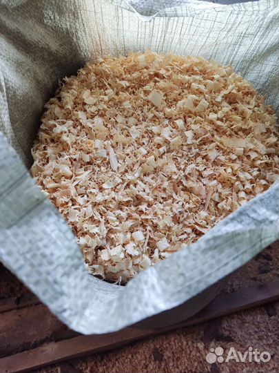 Опилки сухие в мешках