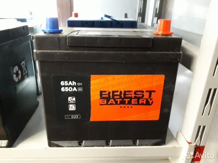 Аккумулятор автомобильный на 65 ампер