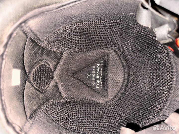 Шлем для конного спорта