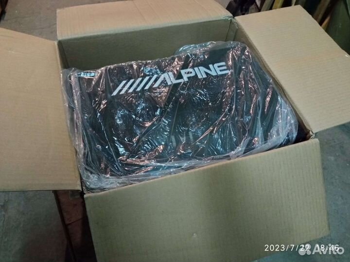 Alpine SBE-1243BP Сабвуфер