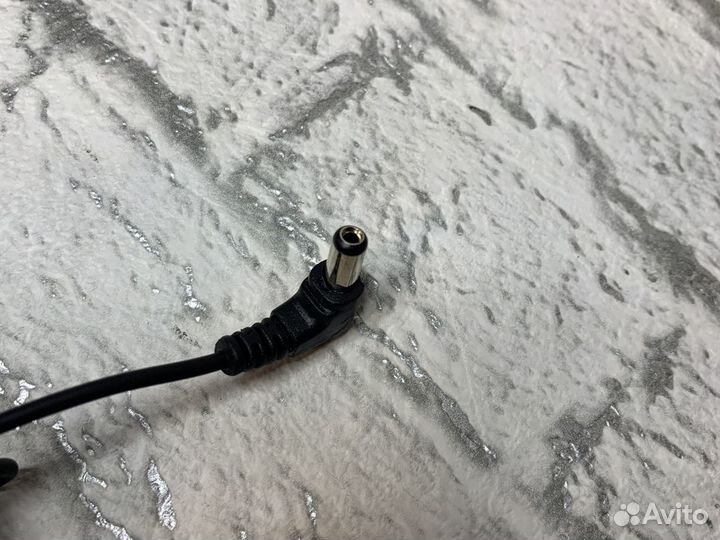 Зарядное устройство для весов