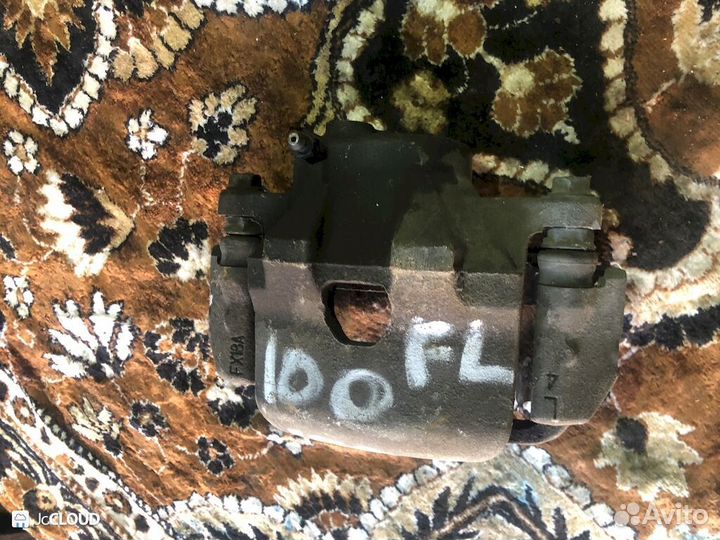 Суппорт на toyota chaser GX100 1GFE