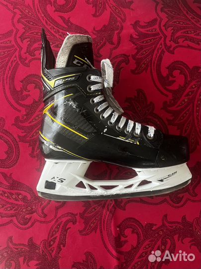 Коньки CCM AS3 PRO 6