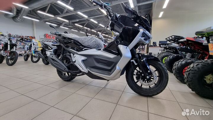 Максискутер promax ADV 200 (replica honda)