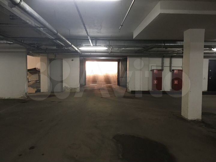 Машиноместо, 16 м²
