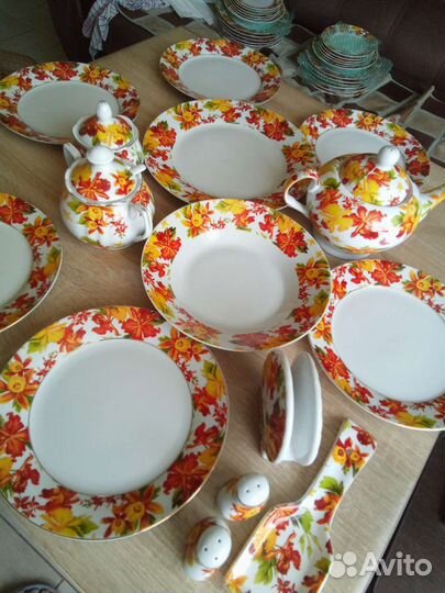 Комплект тарелок Орхидея