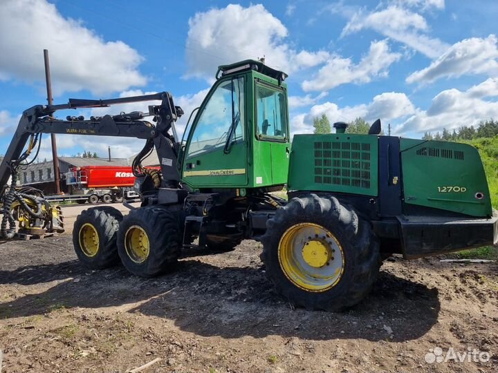 Харвестер John Deere 1270D