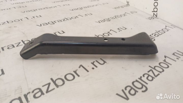 Элемент передней панели Audi A6 (C6) III (2004–200