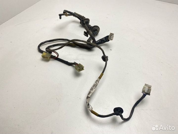 Проводка двери задняя левая Toyota Camry CV30 2CT