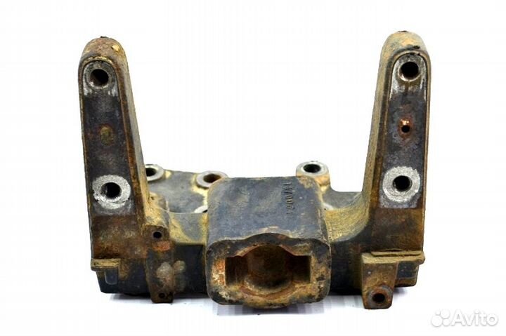 Кронштейн переднего бампера, правый DAF CF85 (01.0