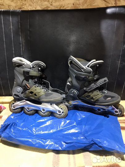 Роликовые коньки