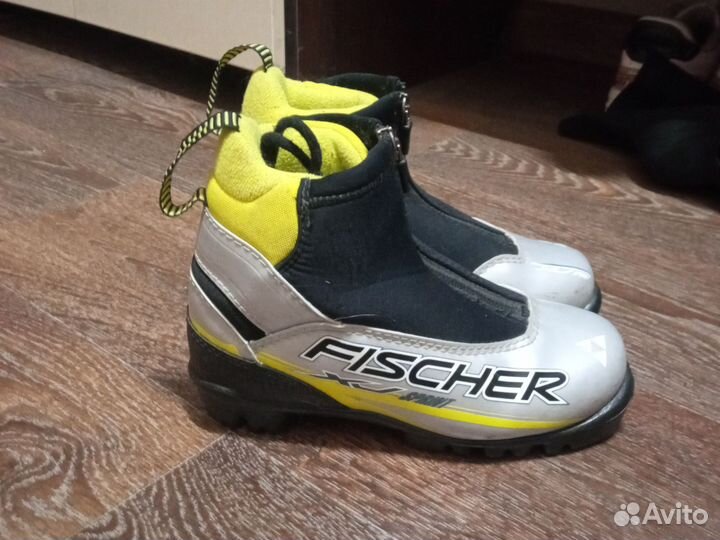 Лыжные ботинки детские