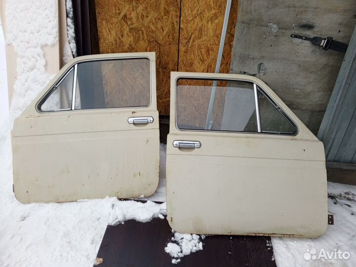 Дверь На ниву 2121