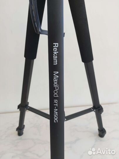 Штативы DIK&MIC E 302 C и Rekam Maxi Pod