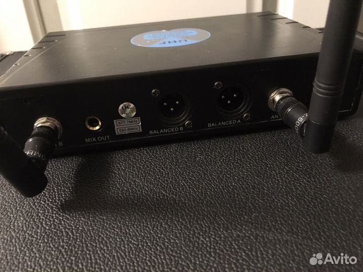 Петличный микрофон