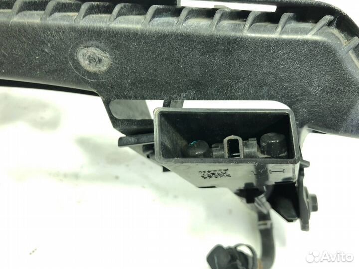 Кронштейн крепления бампера передний левый Subaru