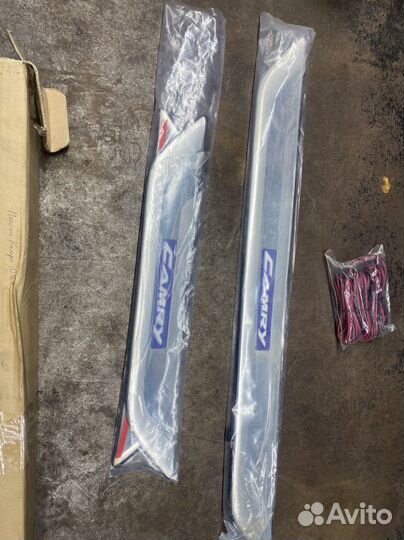 Накладка порога toyota camry 40