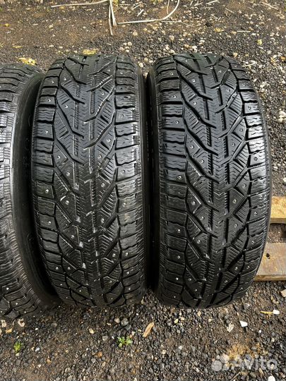 Tigar SUV Ice 215/65 R16